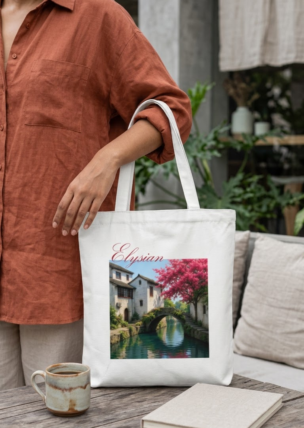 Elysian Bridge Tote Bag Zipper